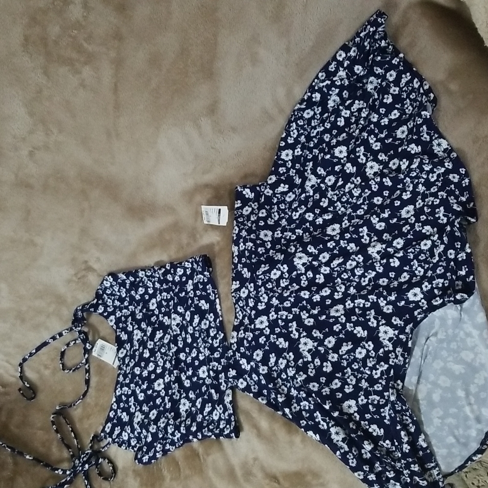 Cozy Fox Sleeveless Crop Top and Skater Skirt Set